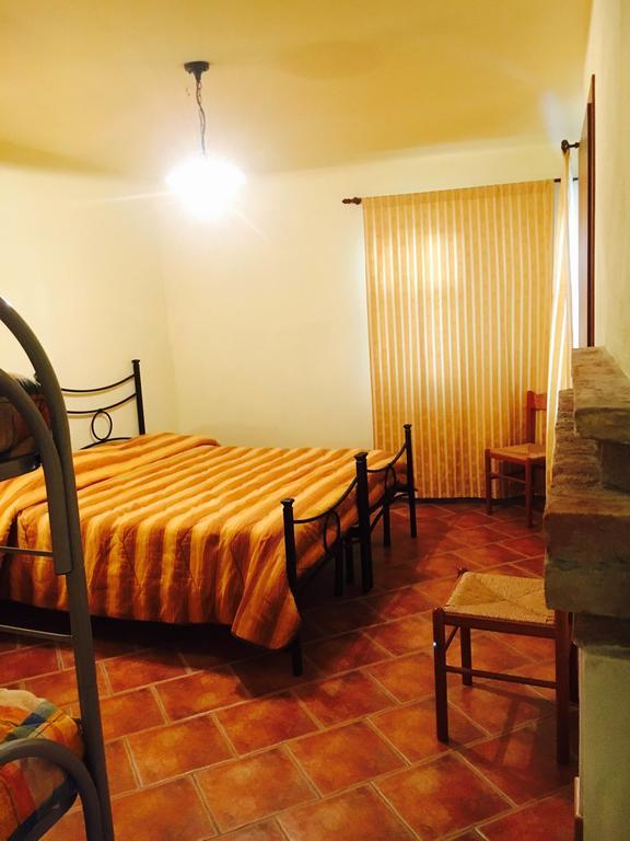 Agriturismo 'D Raine Montelupo Albese Экстерьер фото